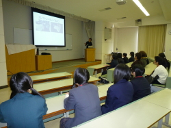 社会福祉学科入学前セミナーの様子