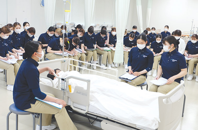 看護学部 看護学科 学部 学科 学校法人 永原学園 西九州大学