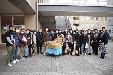フードバンク佐賀様から留学生達へ食料品等の差し入れがありました お知らせ 短大部からのお知らせ 西九州大学 短期大学部 地域生活支援学科 幼児保育学科 フードバンク佐賀様から留学生達へ食料品等の差し入れがありました お知らせ 短大部からのお知らせ 西九州大学 短期大学部 地域生活支援学科 幼児保育学科