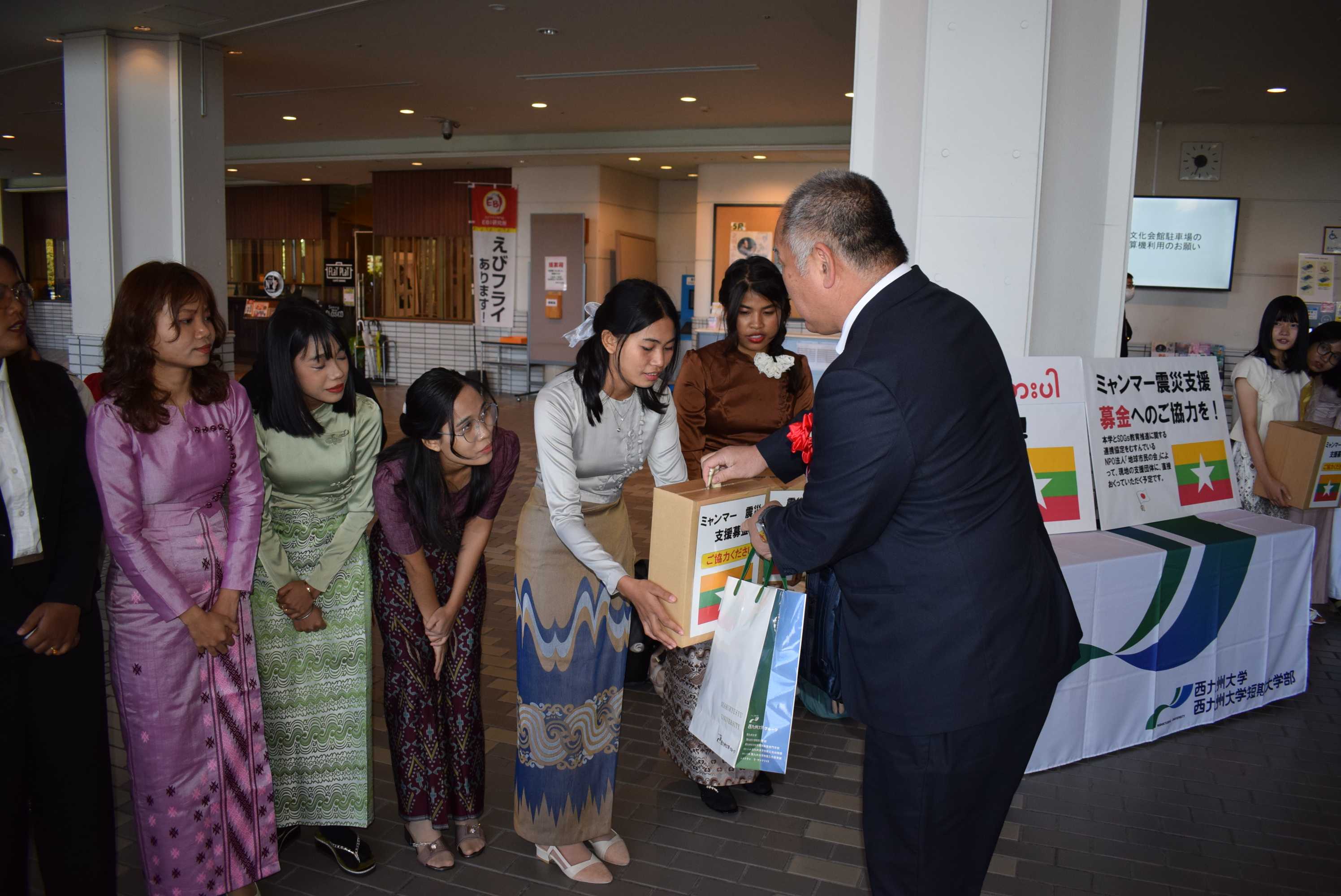 全額支援活動中！！地震等海外支援金募ります！【送料無料】幸運！登り竜